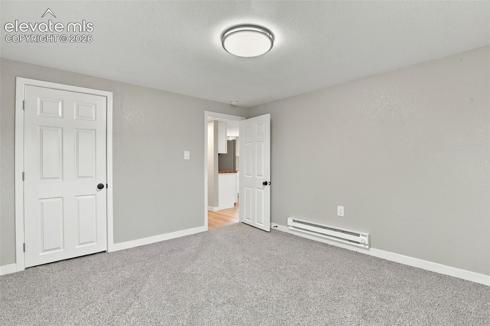 Listing photo 24 for 10672 Boone Road