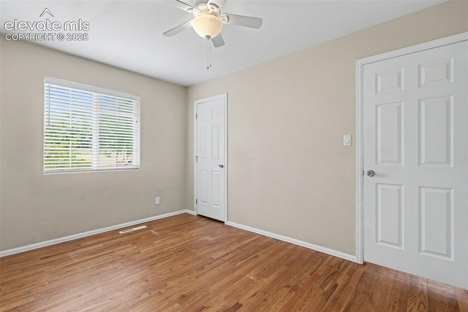 Listing photo 20 for 105 Linden Drive