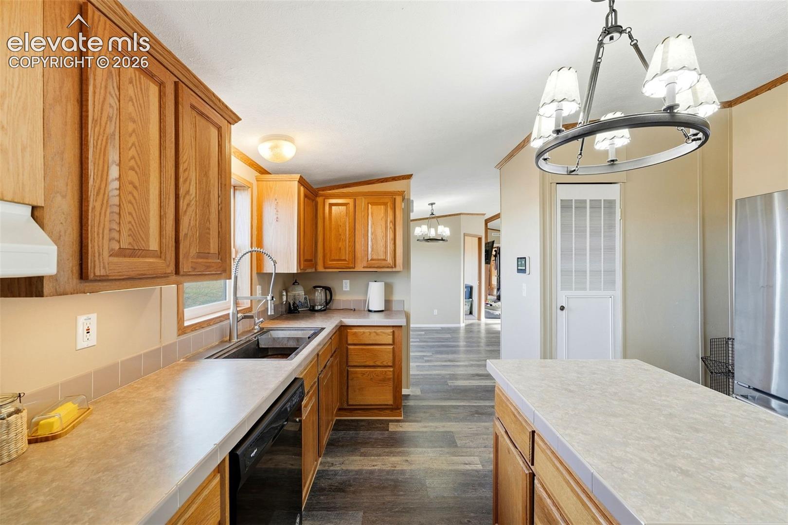 Listing photo 12 for 10635 Via Vaquaro Point