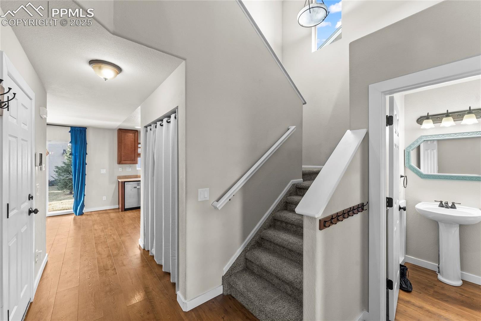 Listing photo 7 for 11508 Black Maple Lane