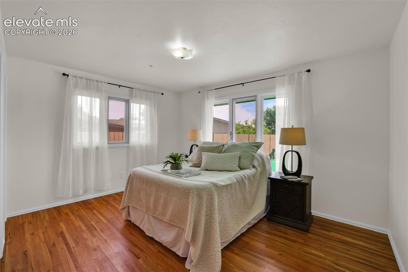 Listing photo 13 for 223 Crystal Hills Boulevard