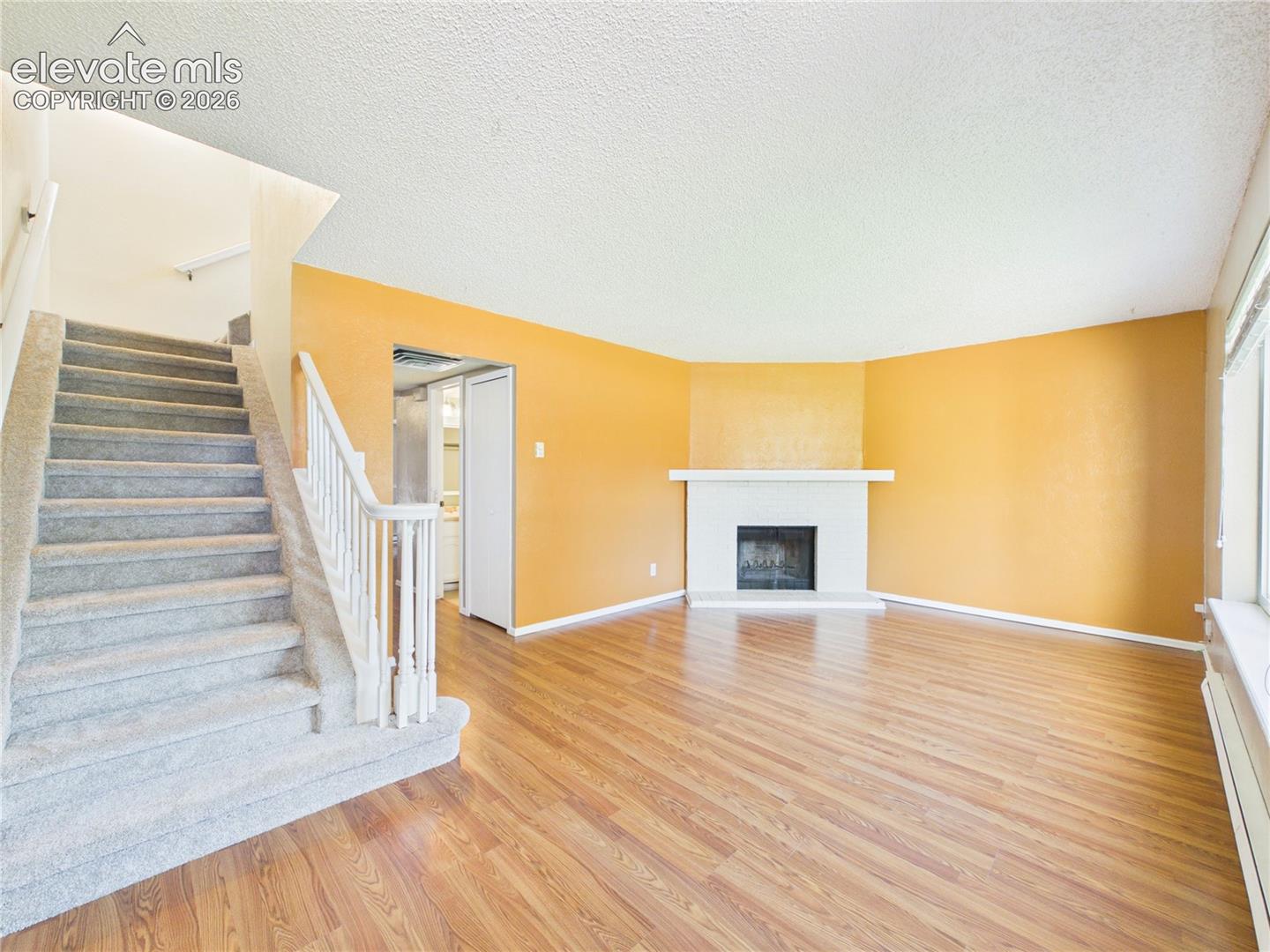 Listing photo 4 for 172 Gamble Lane