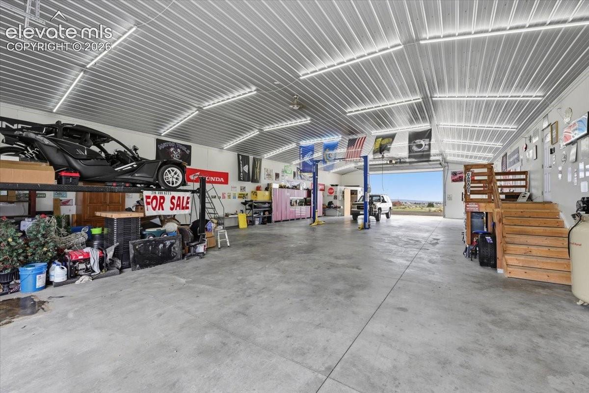 Listing photo 48 for 1516 N Platteville Boulevard