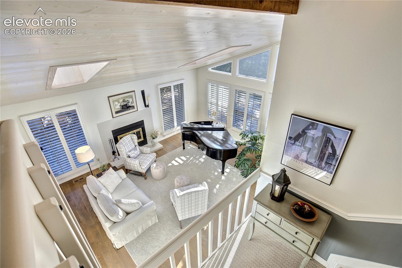 Listing photo 24 for 7215 Suntide Place