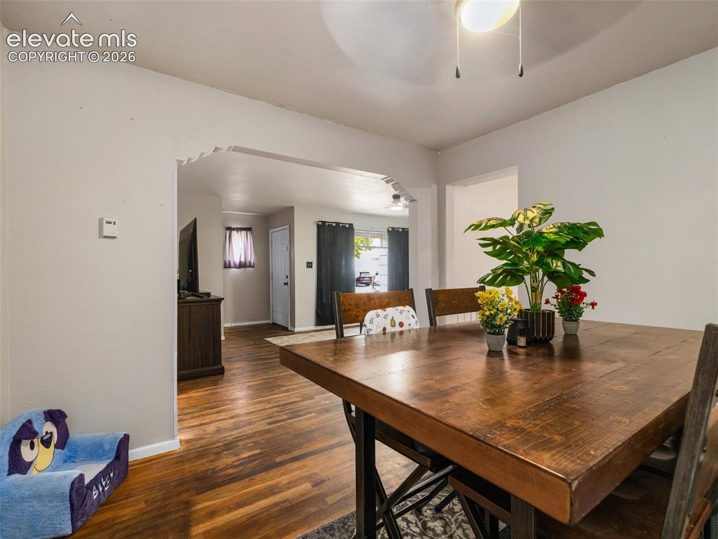 Listing photo 13 for 18 Dundee Lane