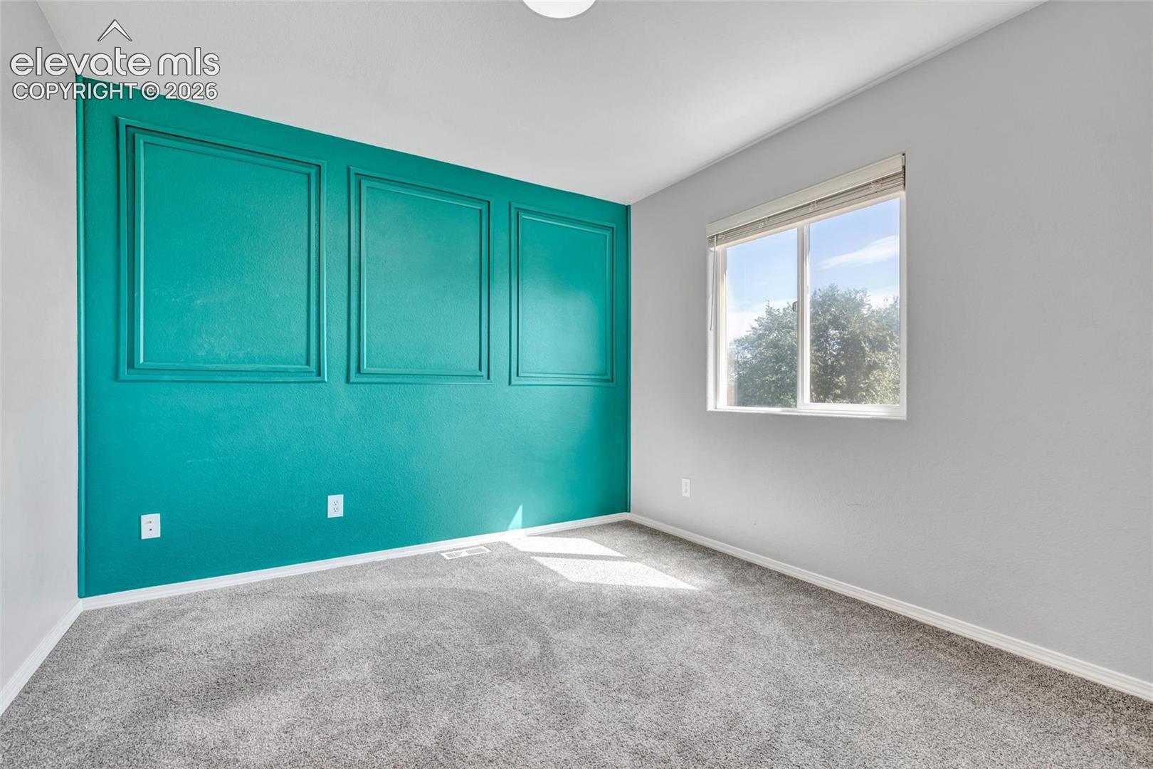 Listing photo 19 for 1204 White Stone Way