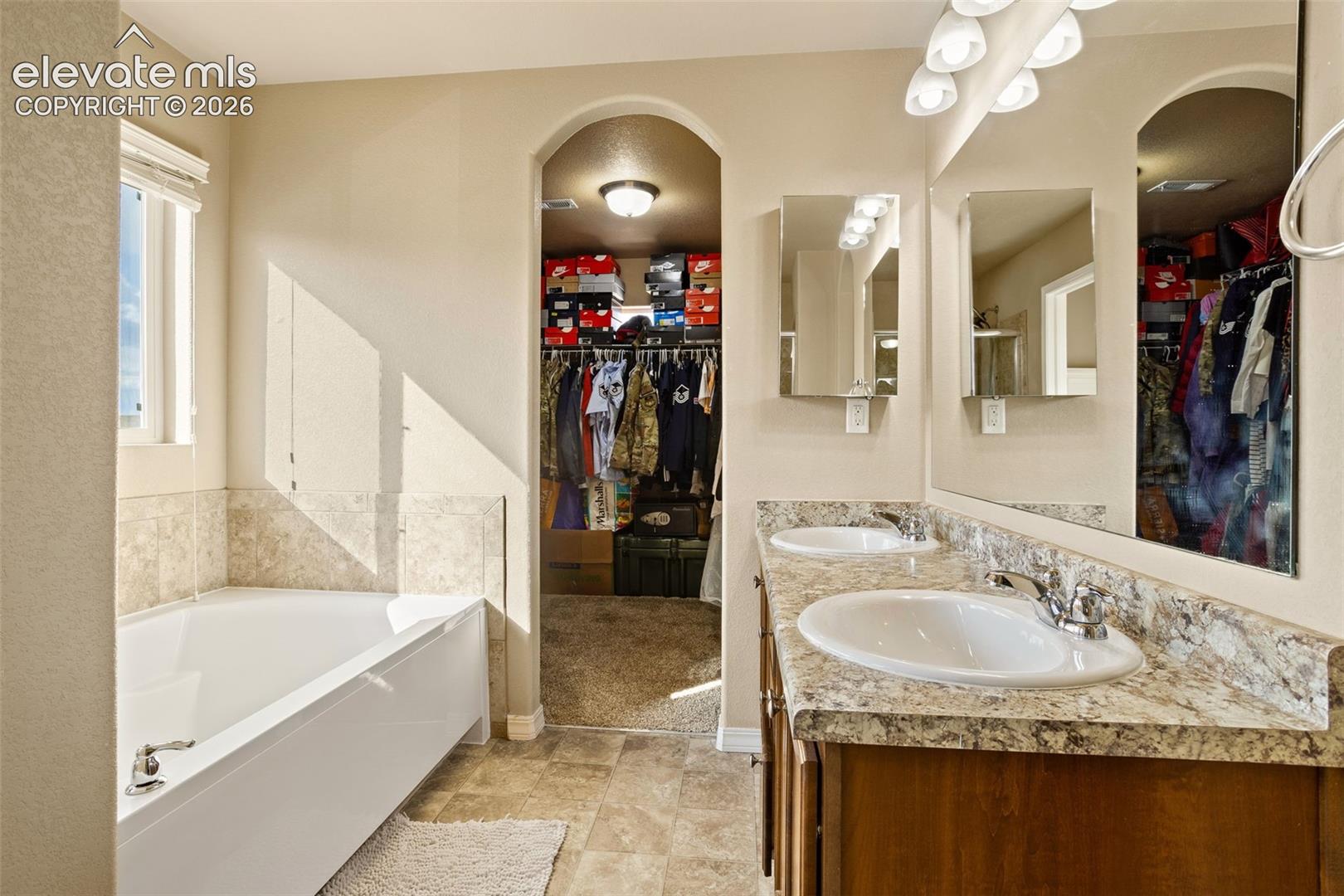 Listing photo 14 for 7757 Crestone Peak Trail