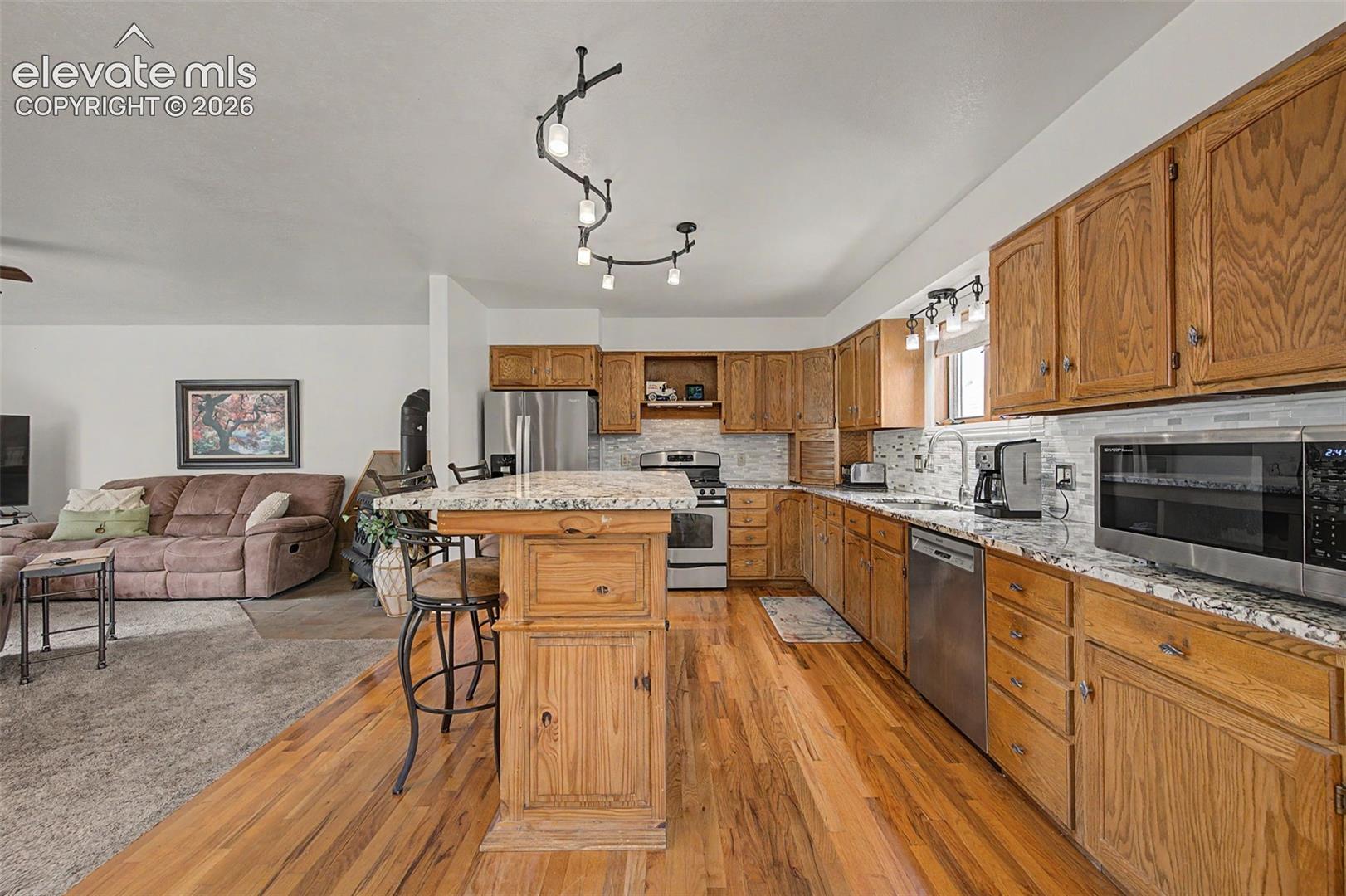 Listing photo 23 for 19155 Spring Valley Road