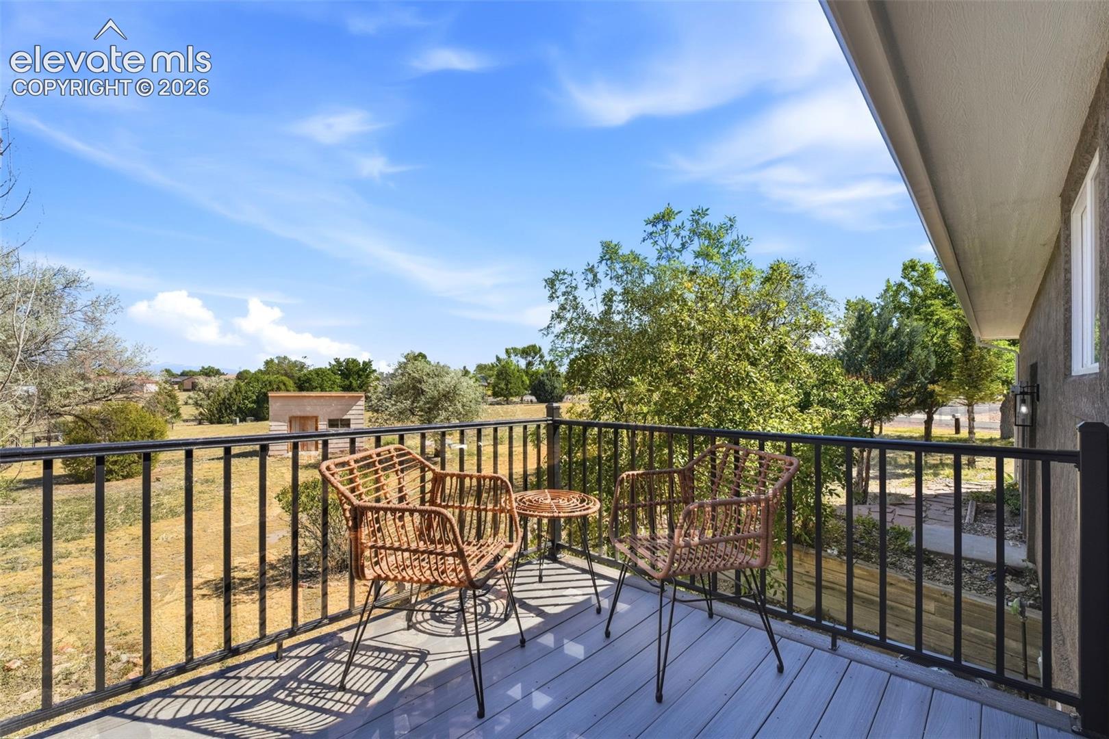 Listing photo 28 for 1361 S Tonalea Drive
