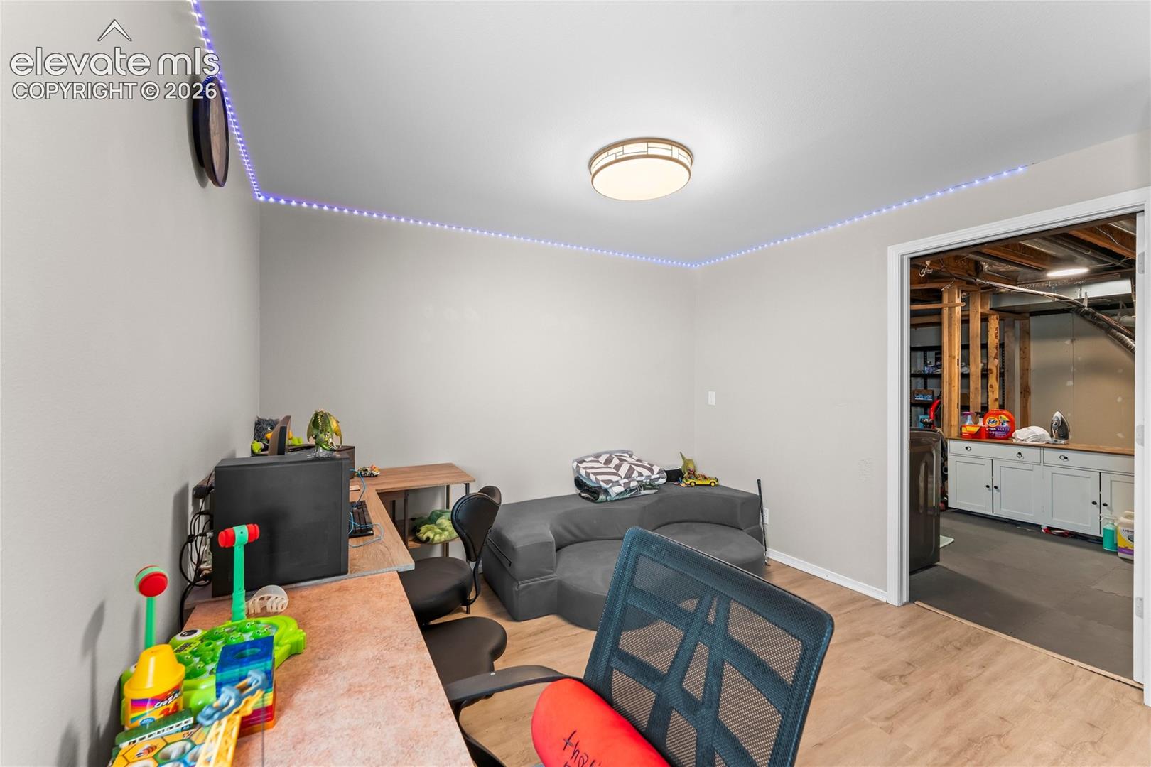 Listing photo 25 for 885 Candlestar Loop