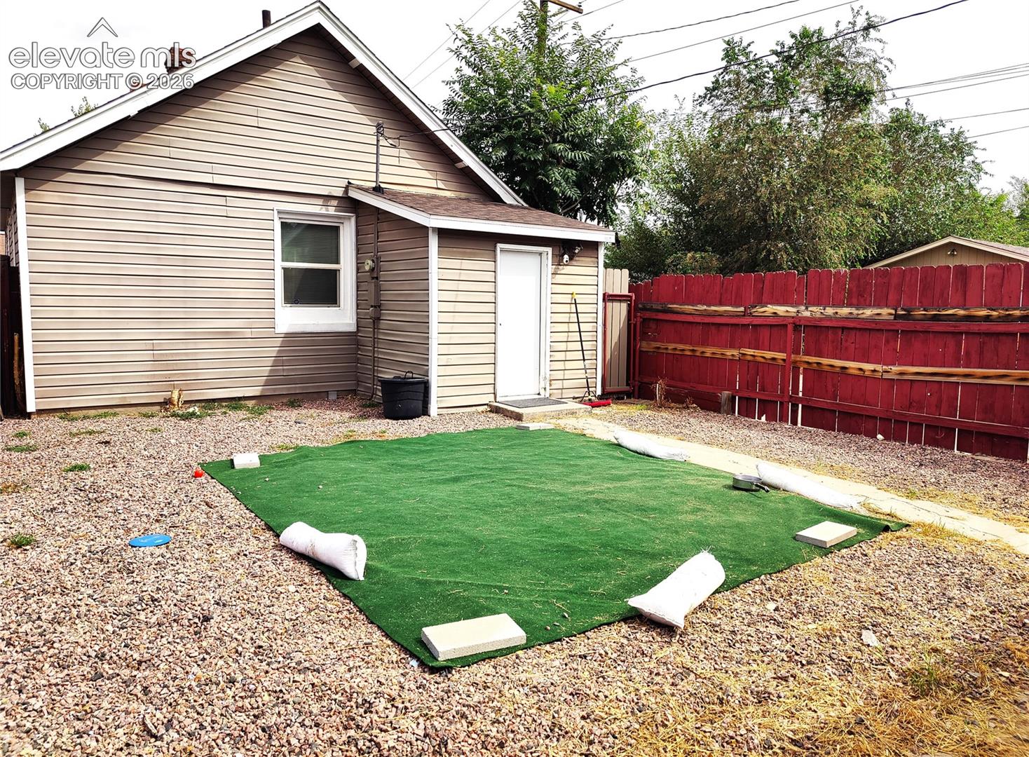 Listing photo 13 for 710 McCulley Avenue