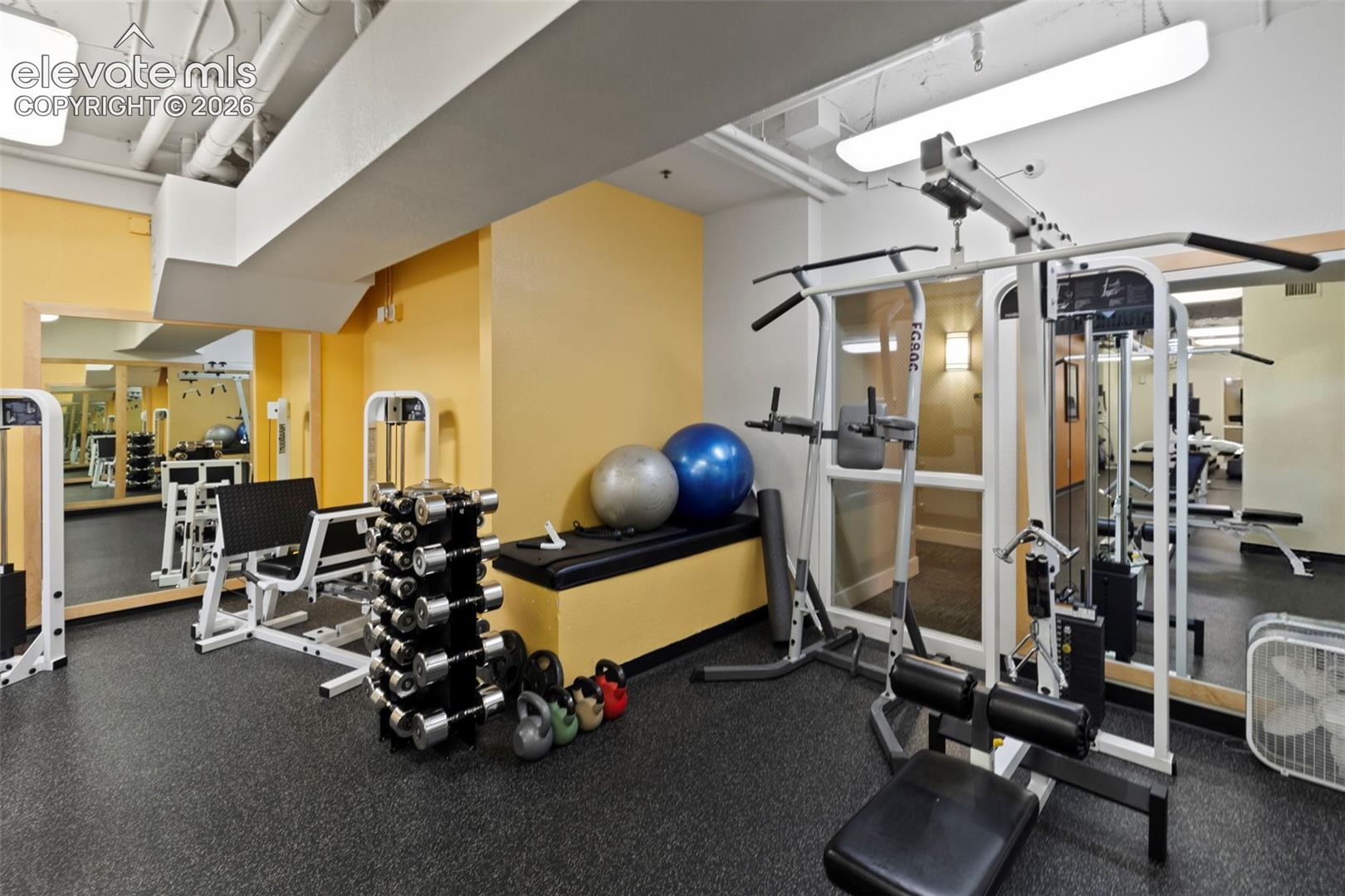 Listing photo 25 for 444 17th Street 709
