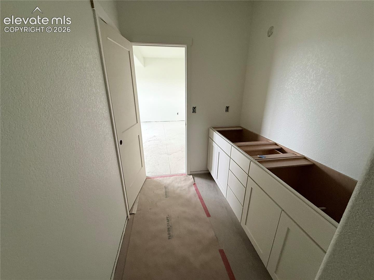 Listing photo 31 for 13437 Pride Mountain Drive