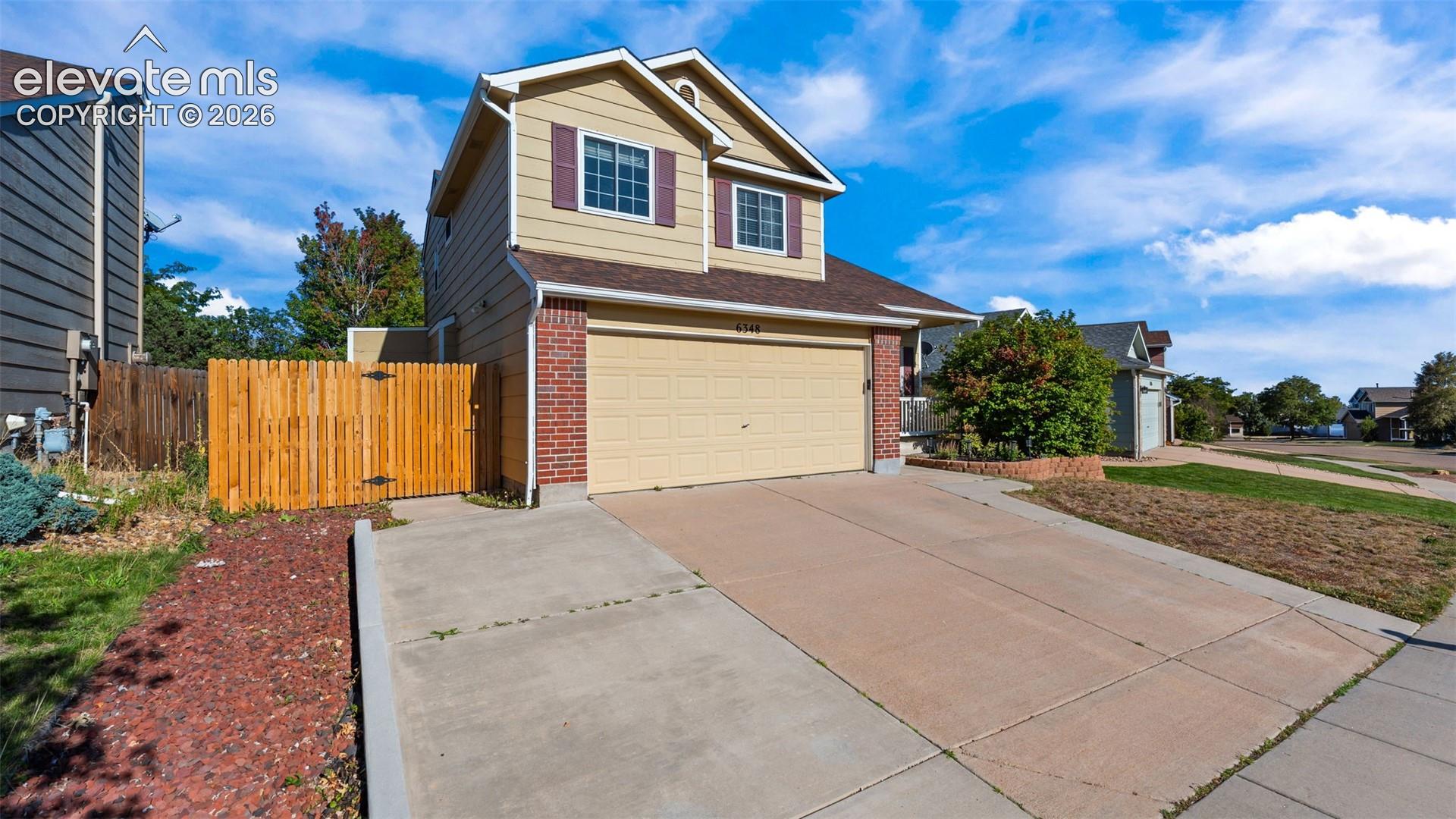 Listing photo 3 for 6348 La Plata Peak Drive