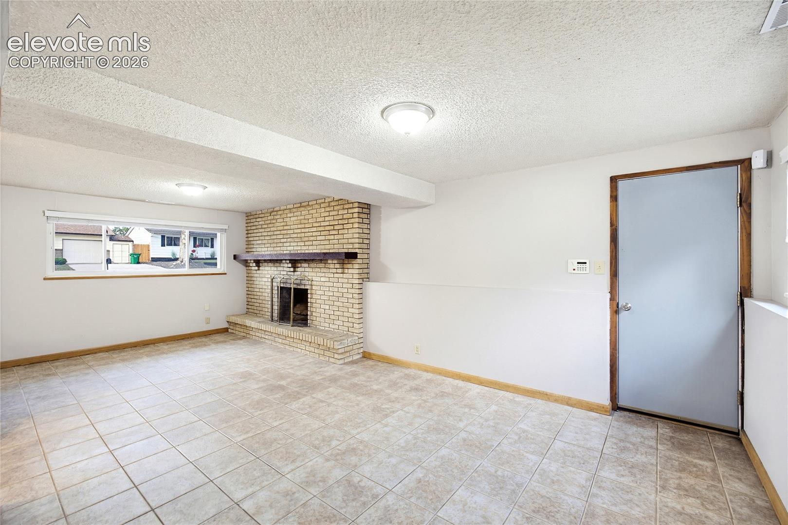 Listing photo 19 for 4855 S Crimson Circle
