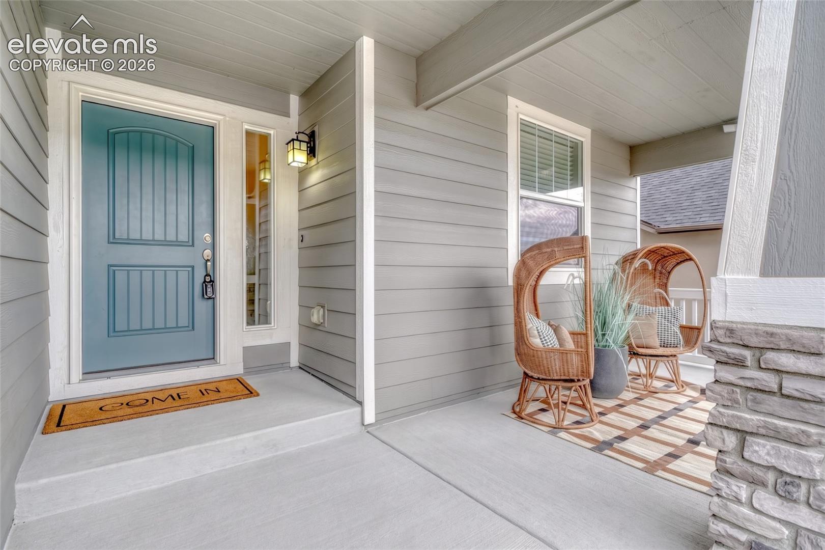 Listing photo 10 for 15691 Lake Mist Drive