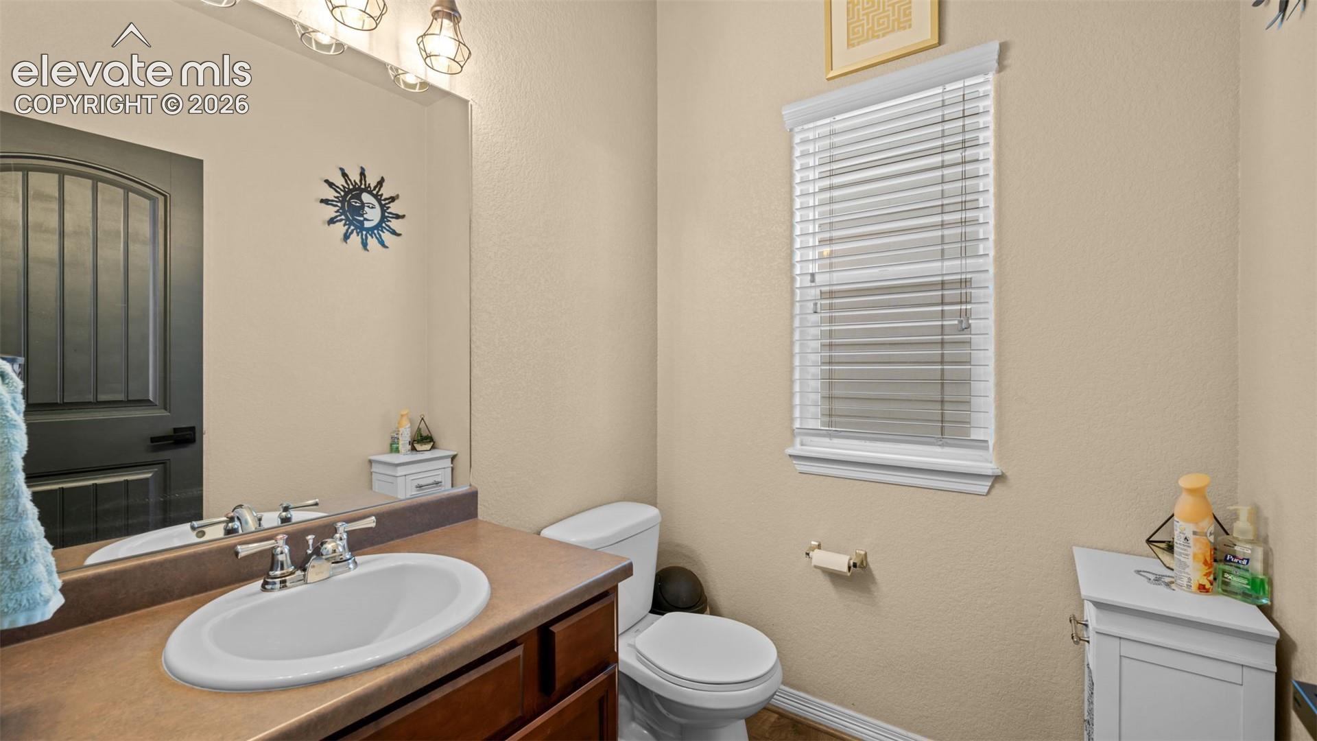 Listing photo 14 for 7822 Wythe Drive