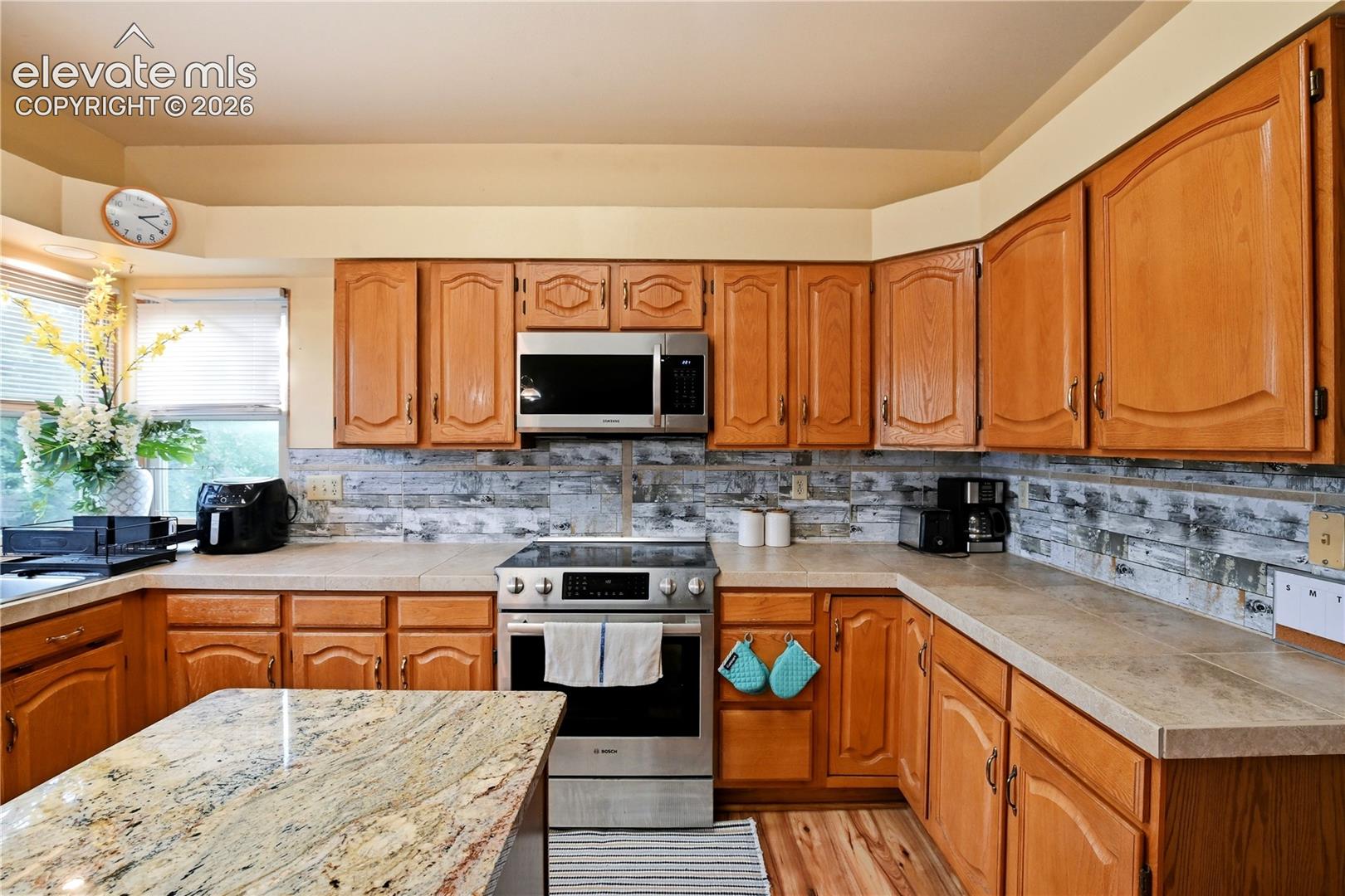 8435 Avens Circle, photo 9