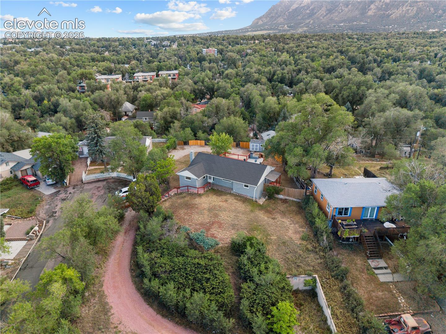 Listing photo 31 for 1606 Navajo Circle