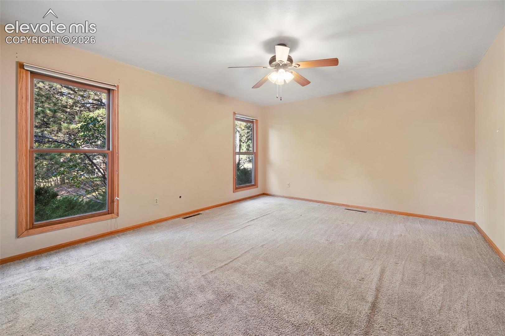 Listing photo 31 for 19280 doewood Drive