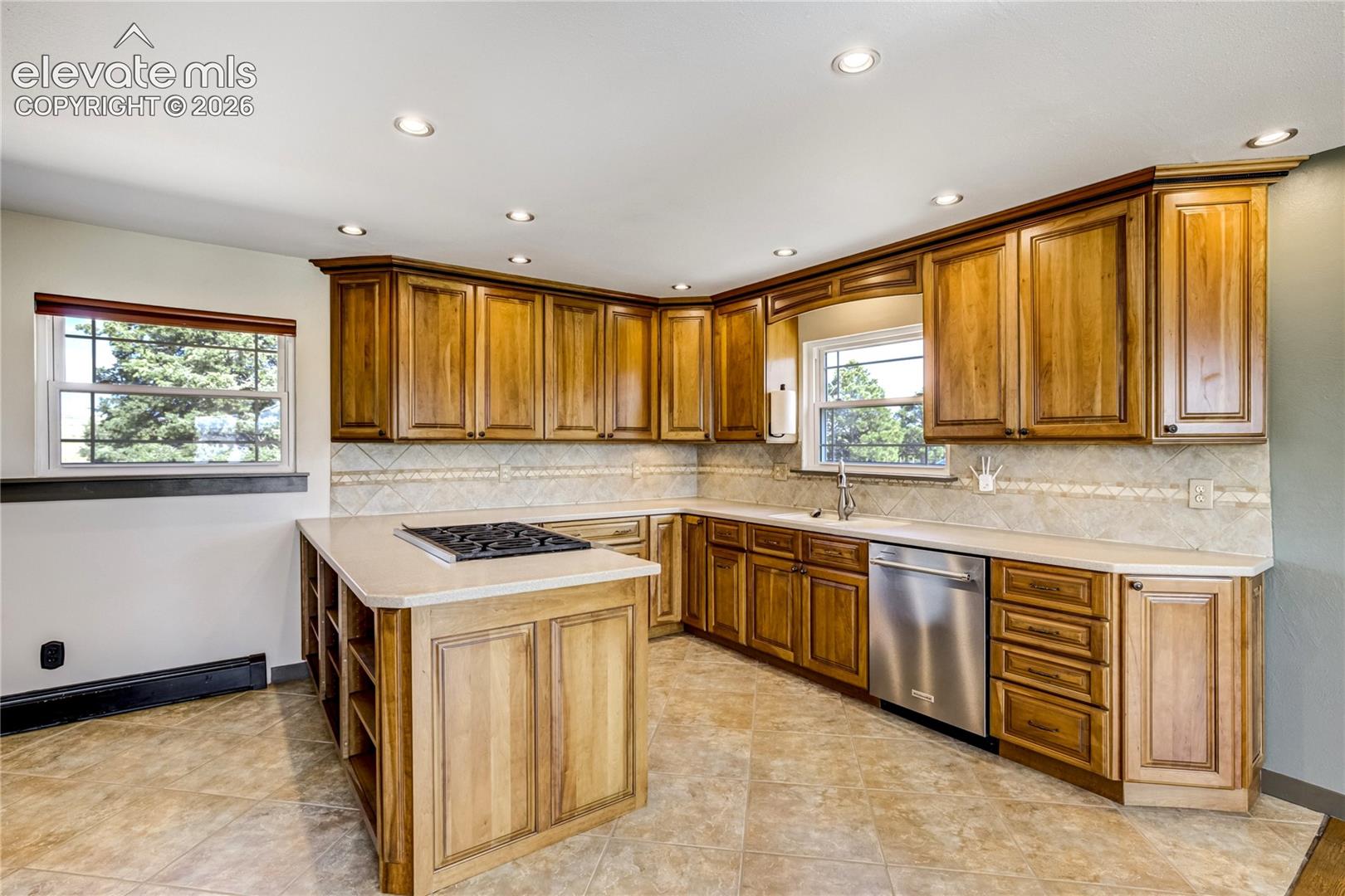 Listing photo 20 for 21295 E Highway 24