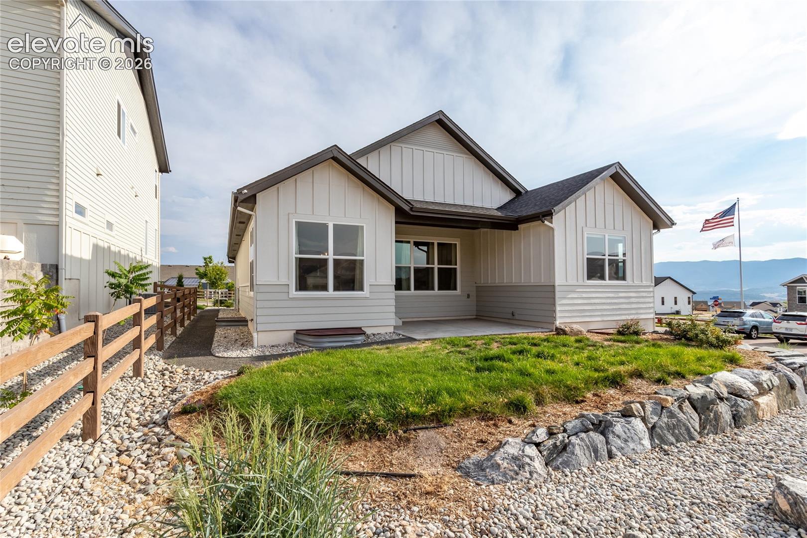 Listing photo 36 for 330 E Lost Pines Drive