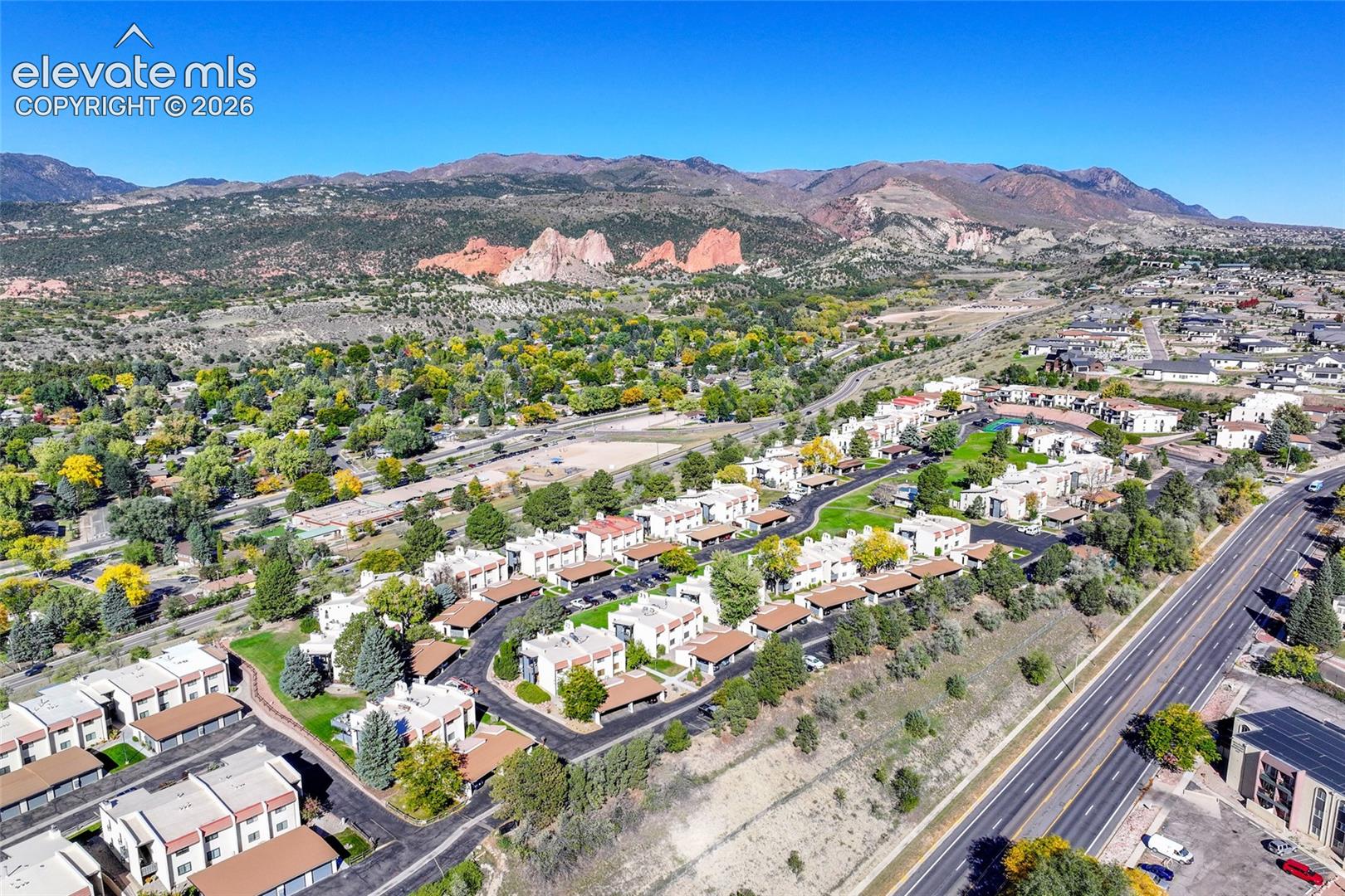 Listing photo 25 for 1062 Fontmore Road C