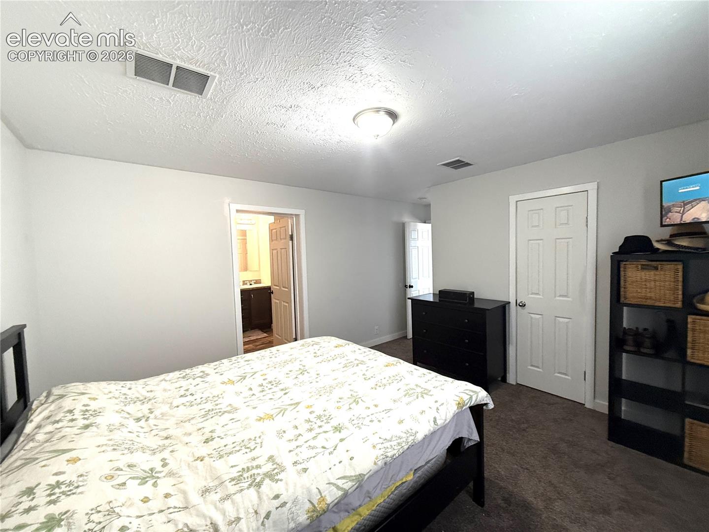 Listing photo 17 for 22716 County Road 2