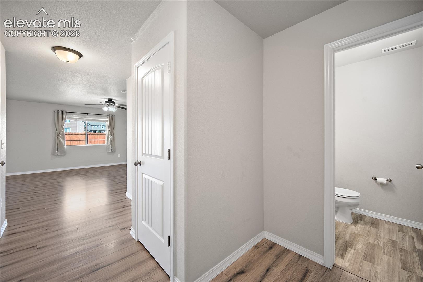 Listing photo 7 for 7701 Berwyn Loop