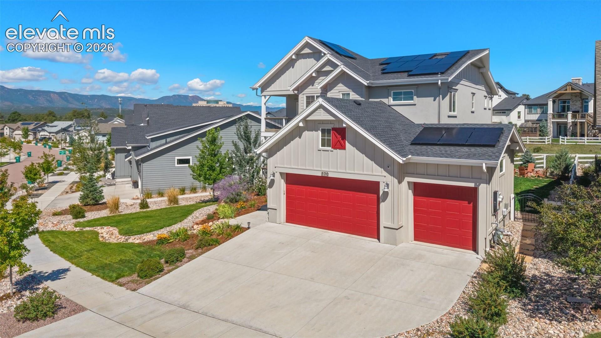 Listing photo 3 for 830 Sword Dancer Drive