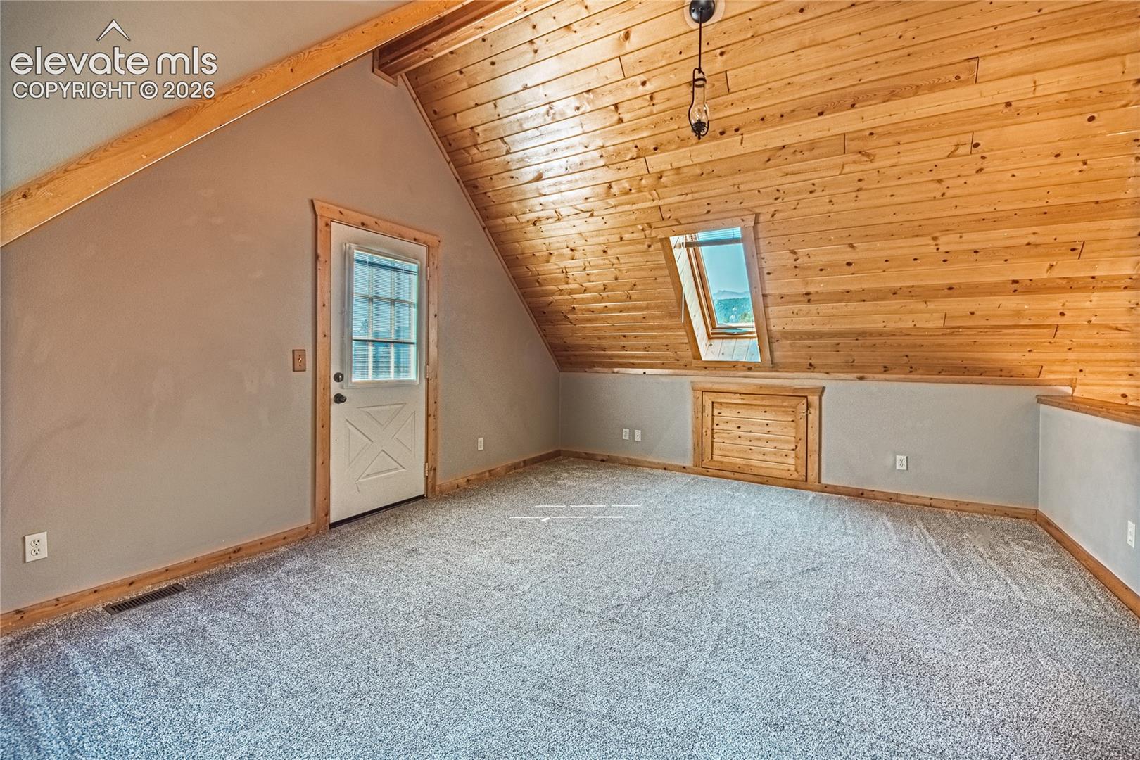 10668 Highway 24, photo 18