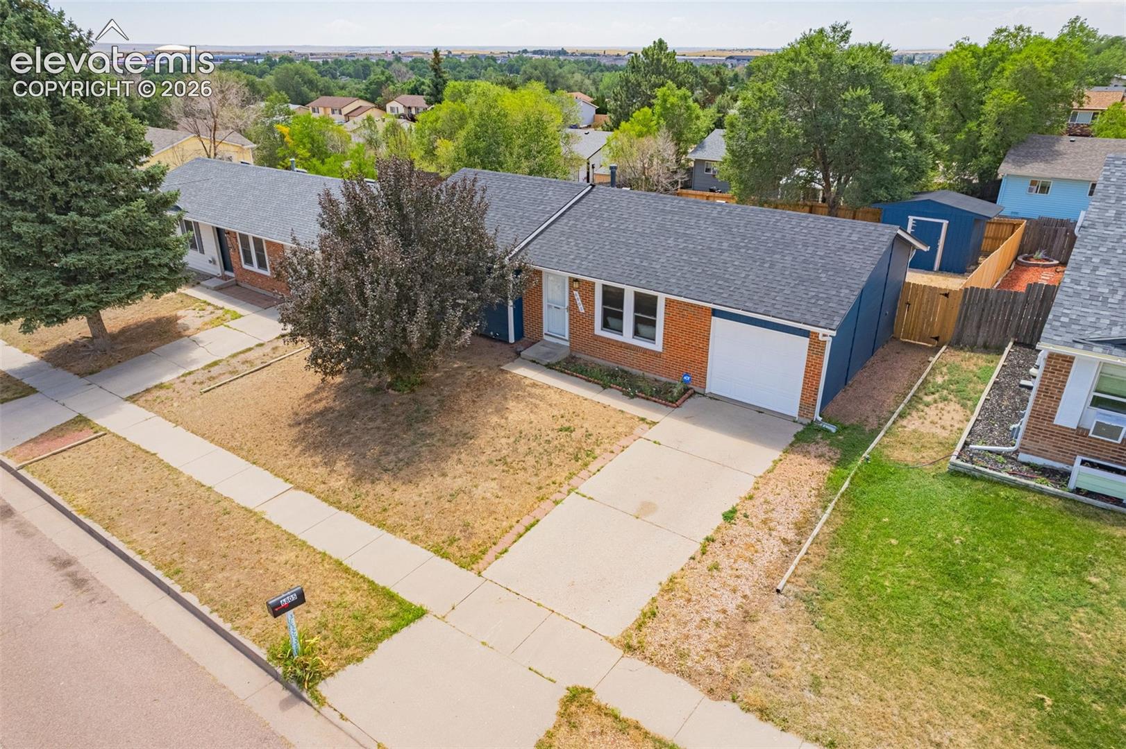 Listing photo 25 for 6805 Parkridge Court