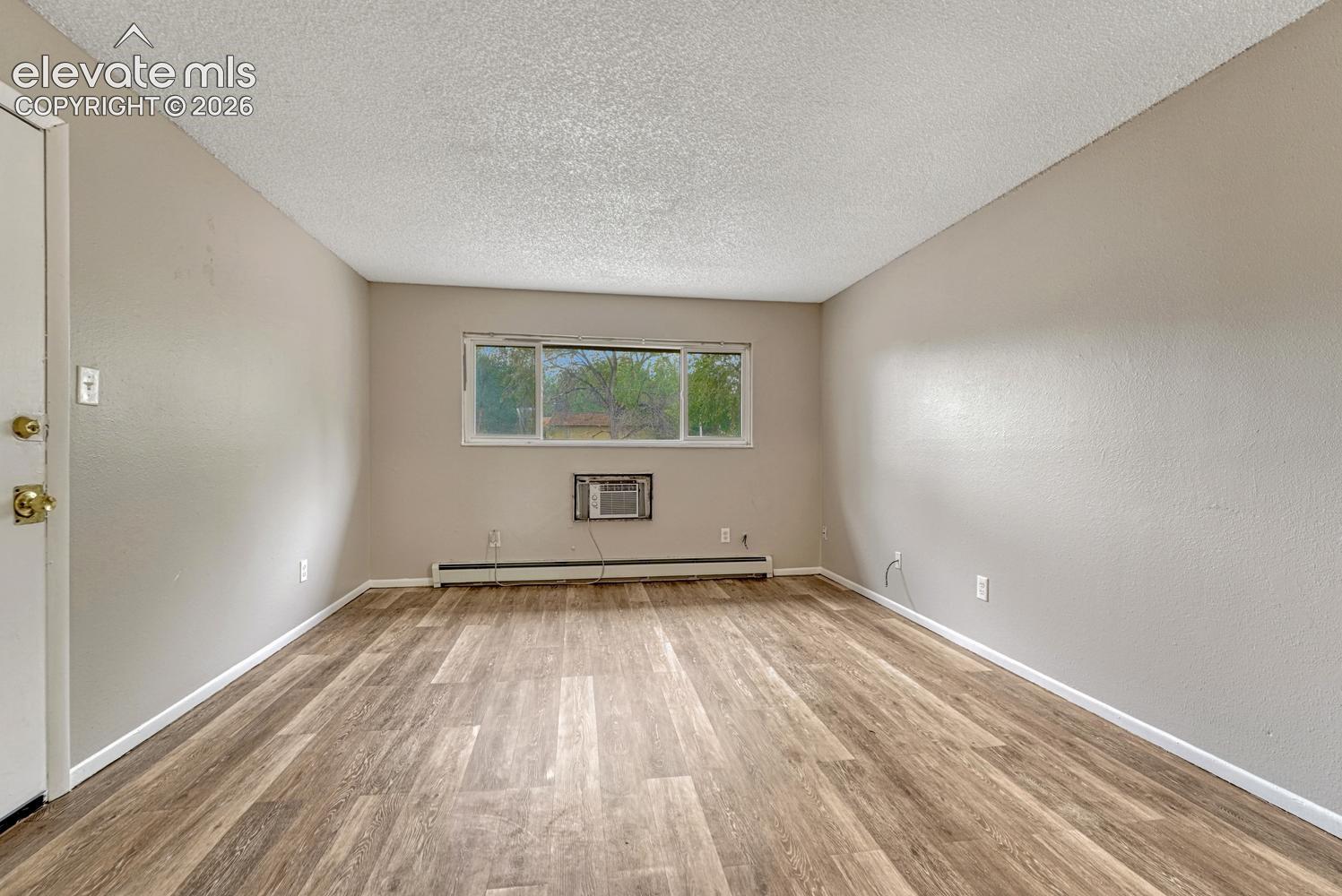 Listing photo 6 for 330 Vehr Drive