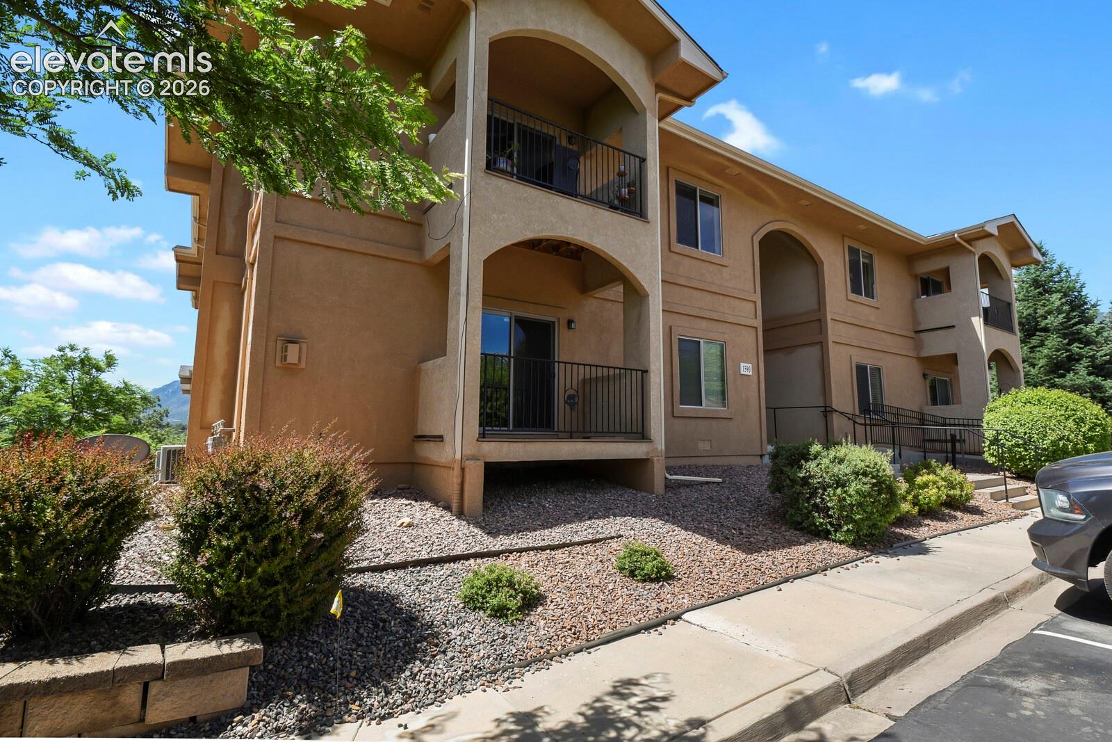 1590 Little Bear Creek Point