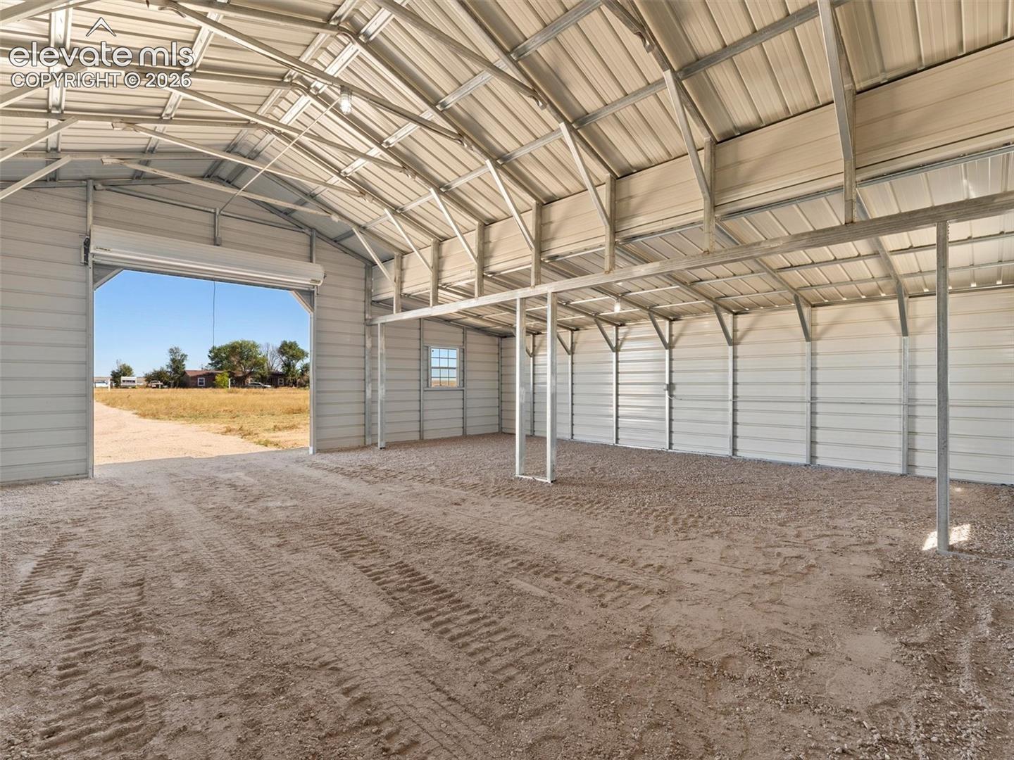 Listing photo 8 for 380 Edison Road