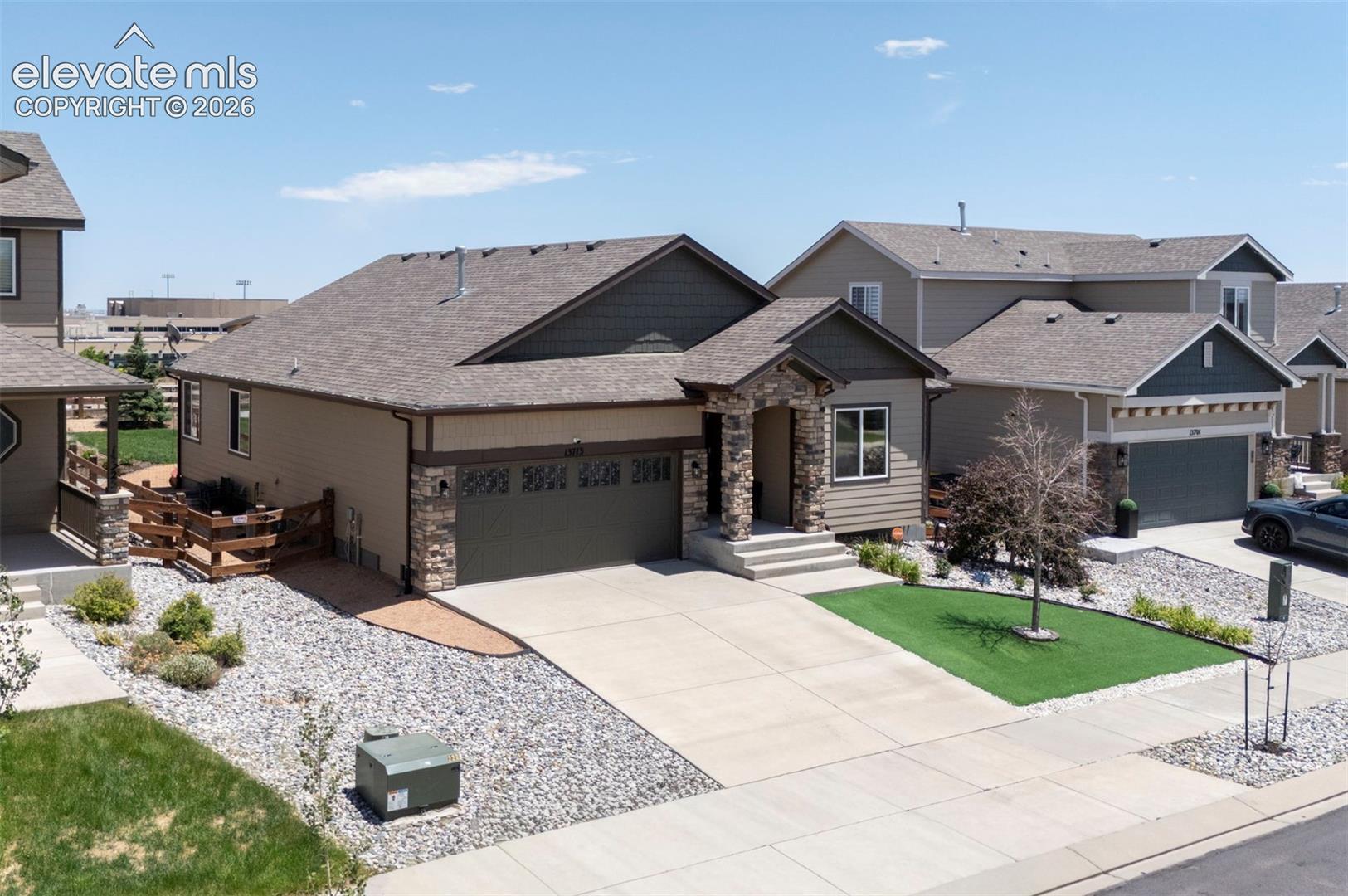 Listing photo 7 for 13713 Park Meadows Drive