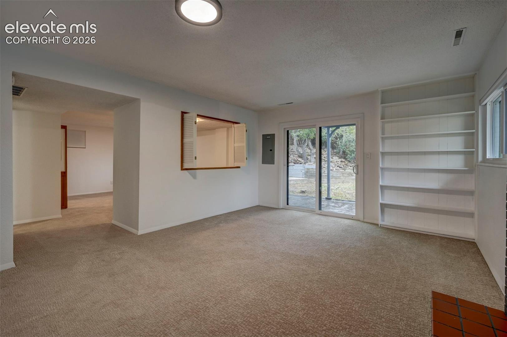 Listing photo 41 for 1018 Zodiac Drive