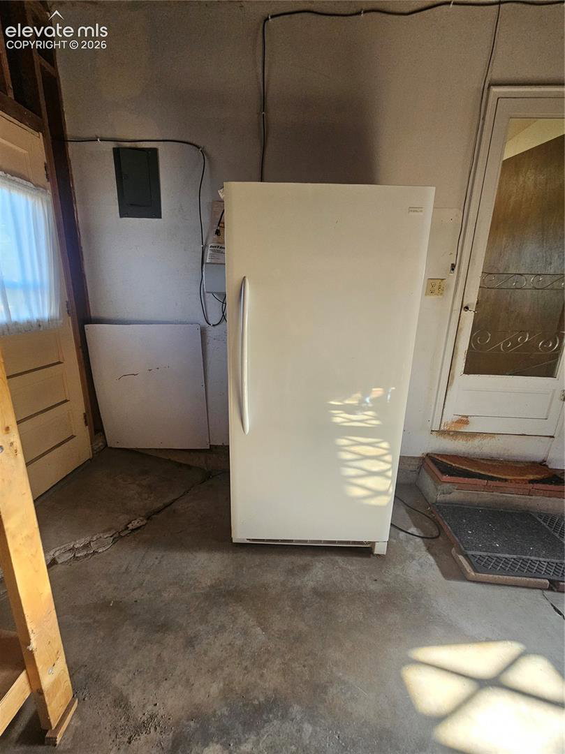 Listing photo 4 for 25 Minden Circle