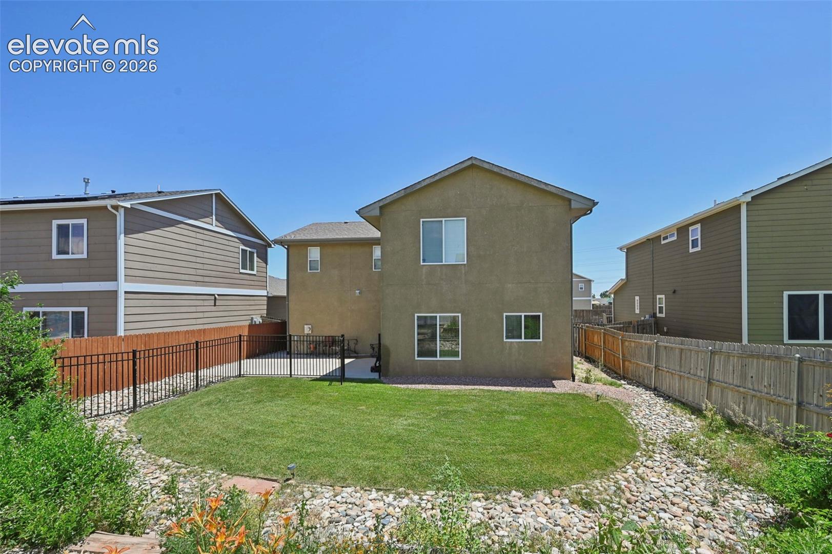 Listing photo 14 for 5053 Killdeer Drive
