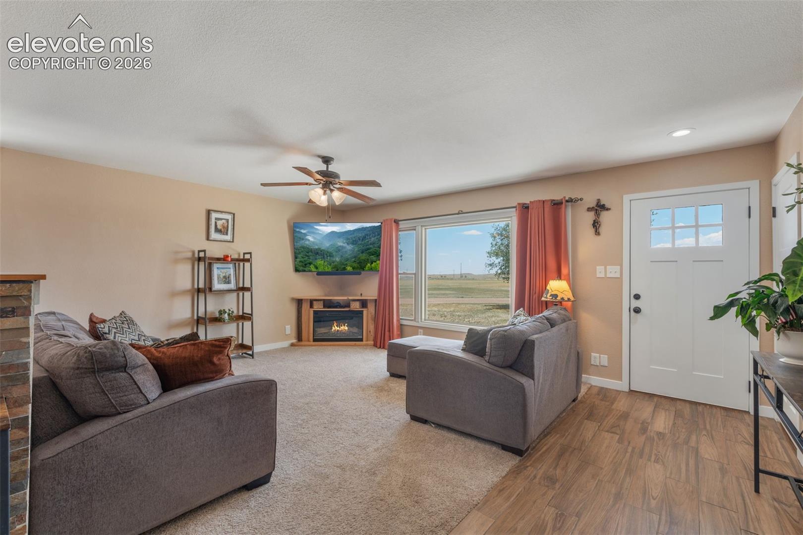 Listing photo 4 for 13575 old pueblo Road