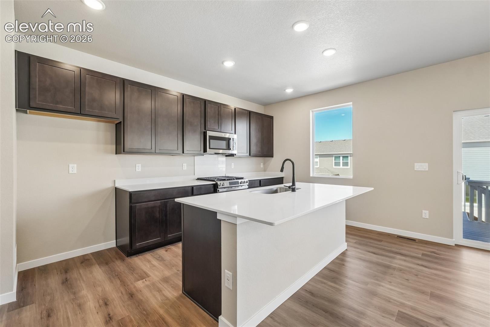 Listing photo 3 for 9696 Blaurock Drive