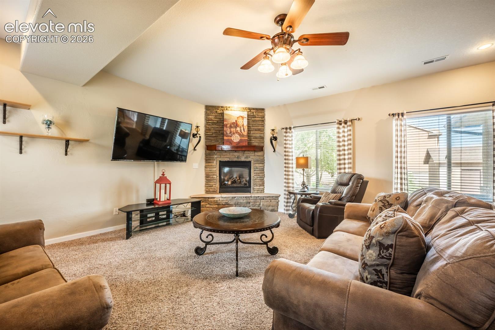 Listing photo 16 for 5078 Hummingbird Court