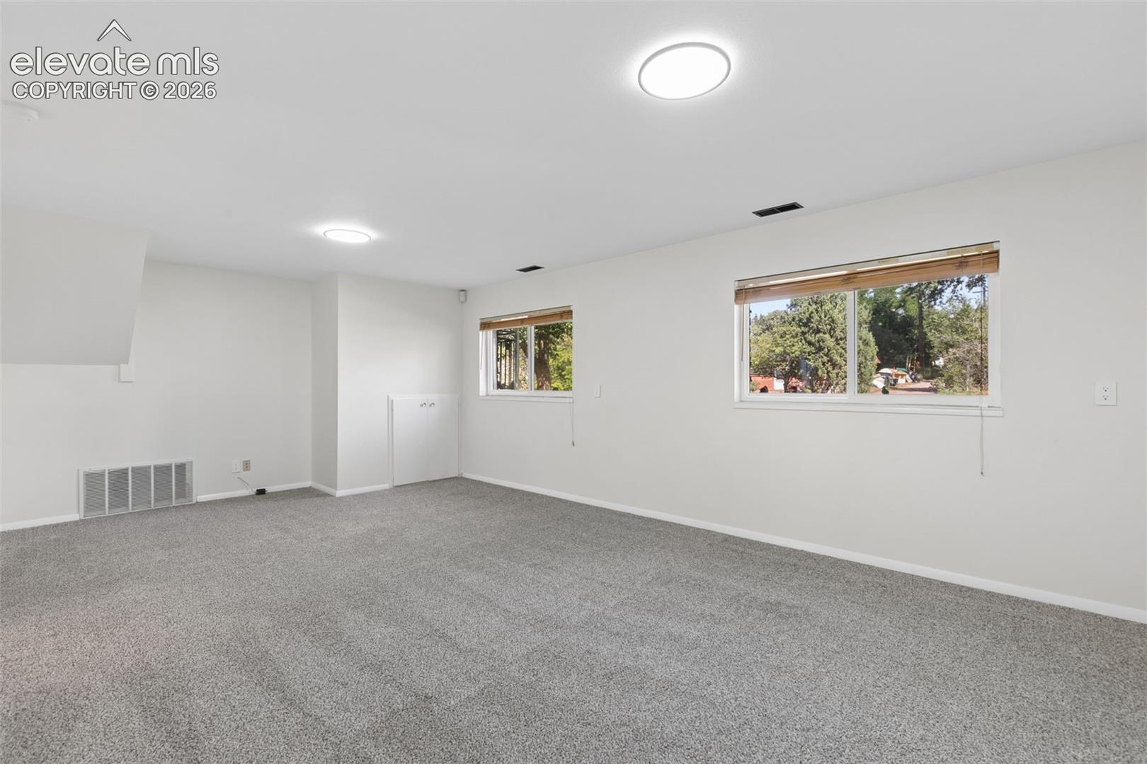 Listing photo 26 for 1501 Newcastle Street