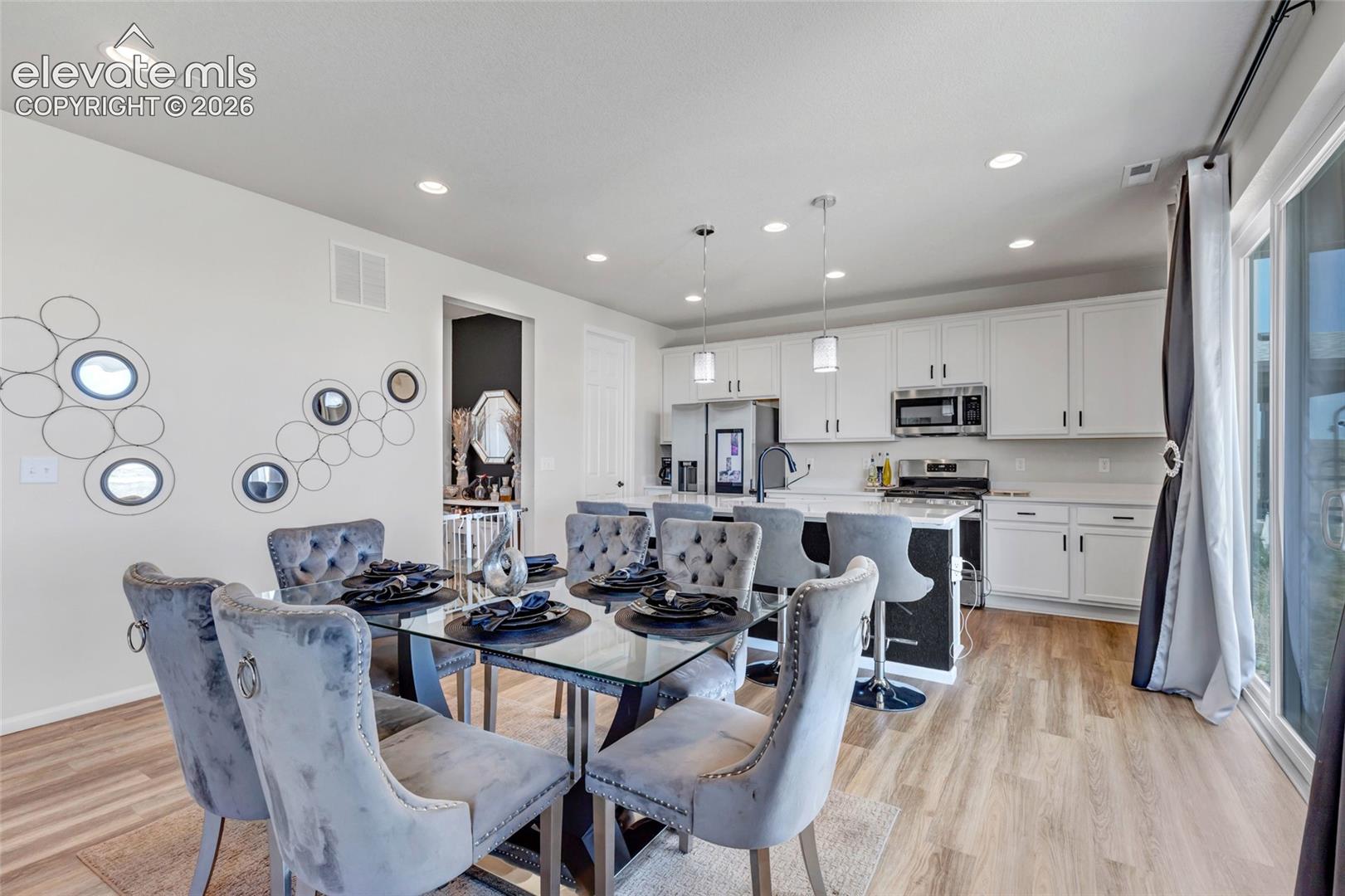 Listing photo 11 for 3434 Bella Luna Drive