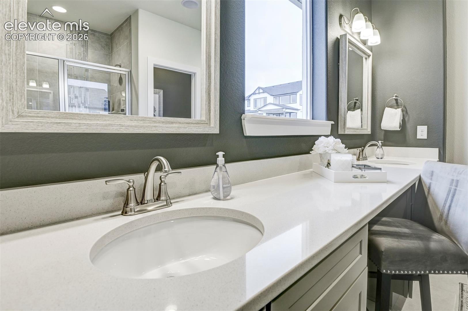 Listing photo 20 for 9685 Warrick Street