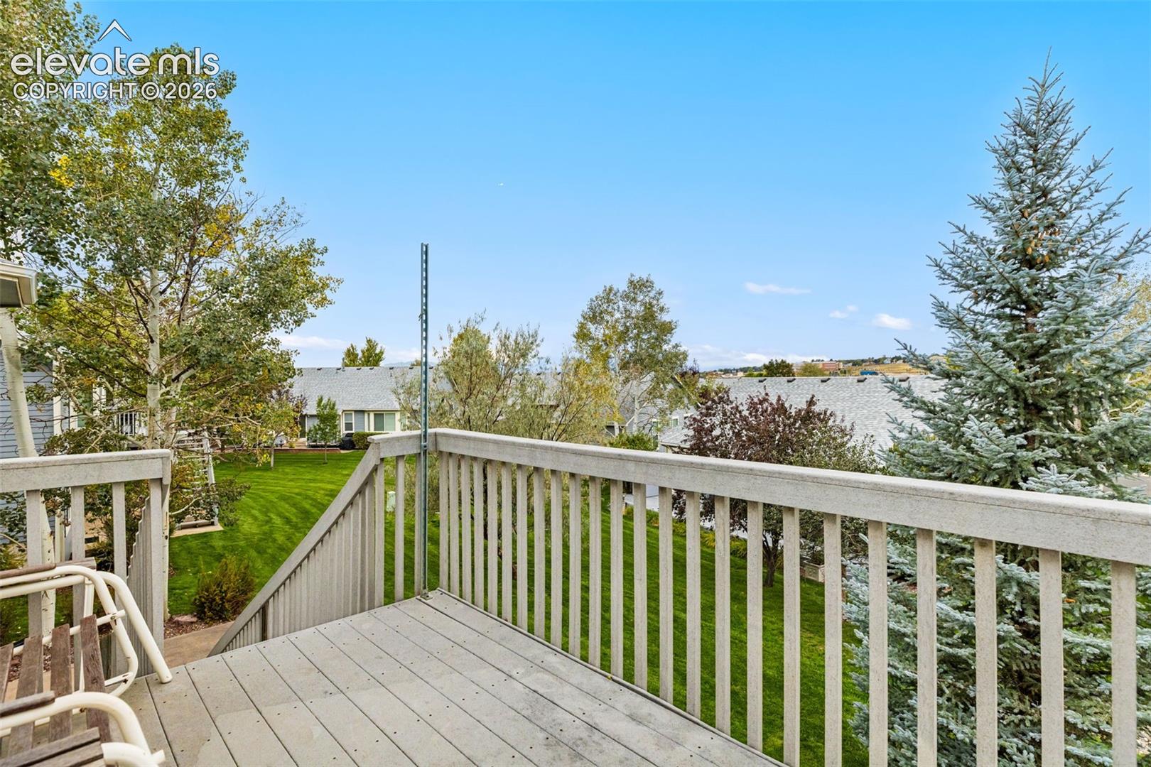 Listing photo 26 for 6689 Showhorse Court