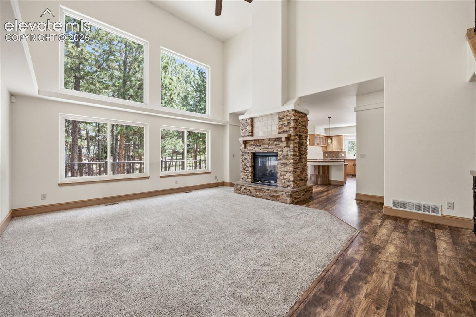 Listing photo 9 for 164 Metcalf Lane