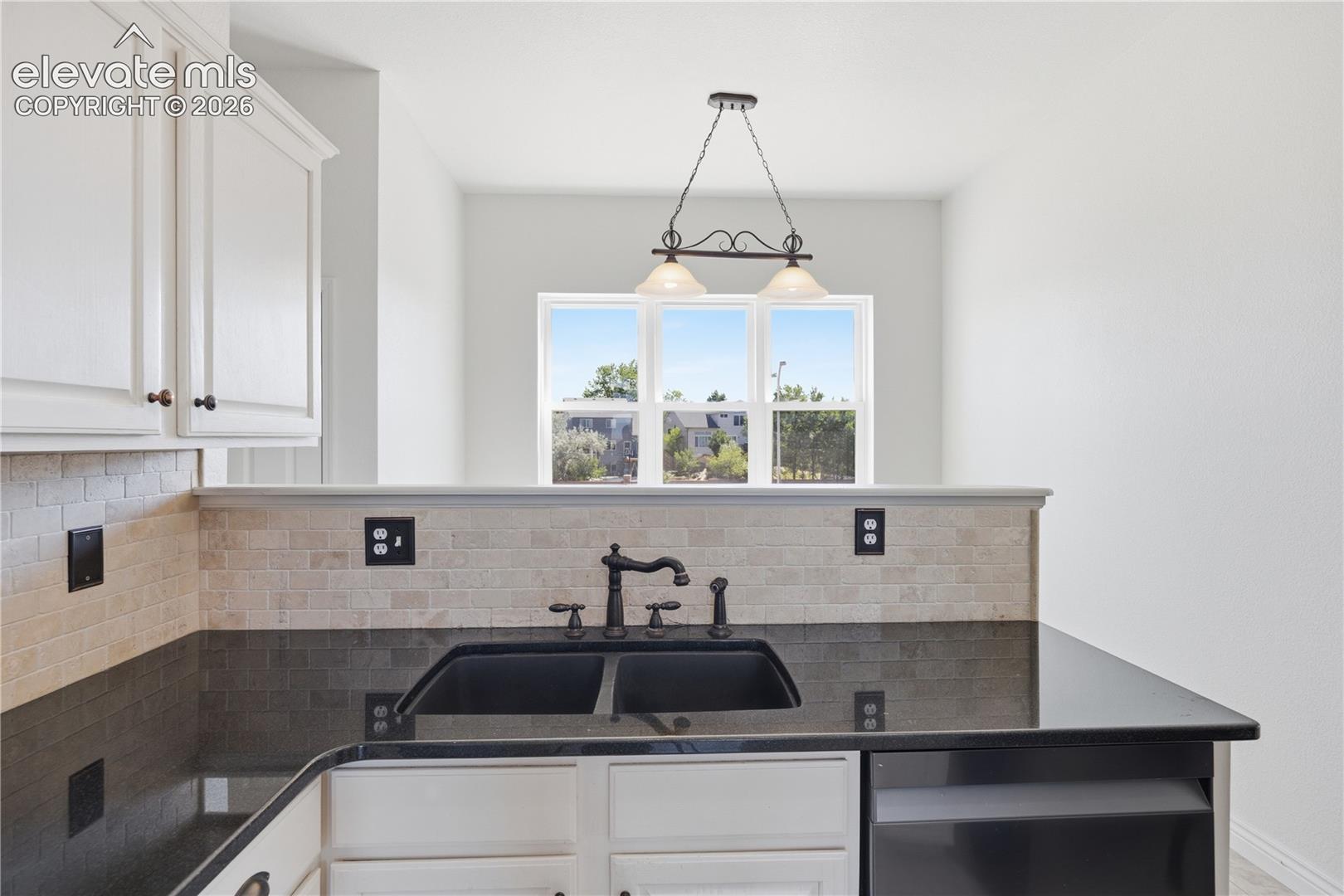 Listing photo 15 for 6650 Riata Court