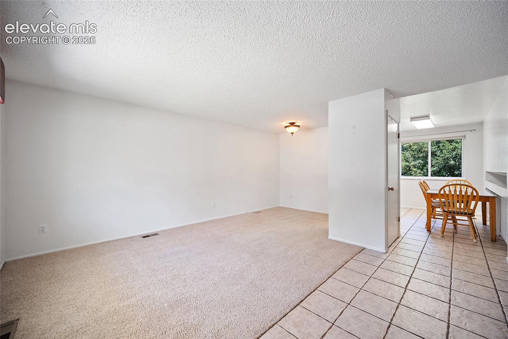 Listing photo 9 for 4695 W Stanford Avenue