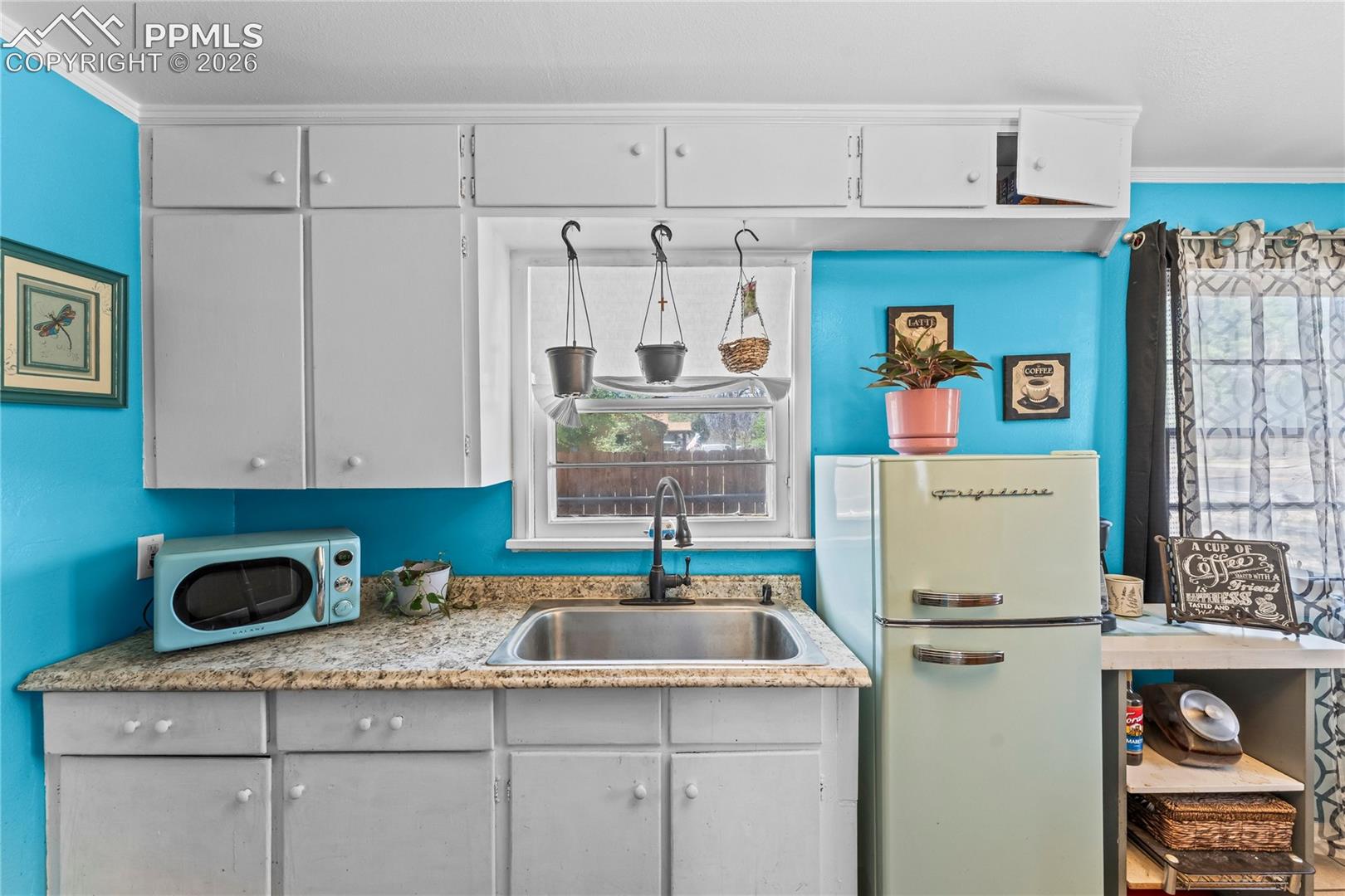 849 Fountain Boulevard, photo 14